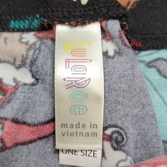 LuLaRoe Pug Holiday Leggings one size - Picture 5 of 8